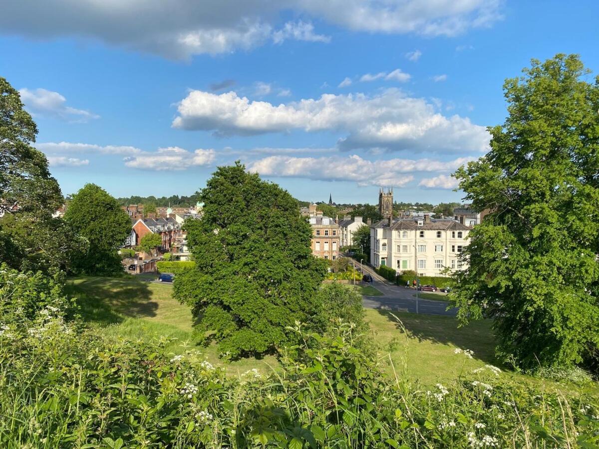 Stunning 1-Bed Flat In Heart Of Tunbridge Wells Ройал-Танбридж-Уэльс Экстерьер фото